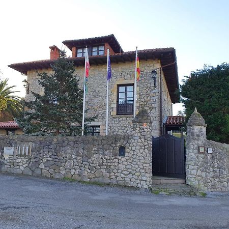 Posada San Tirso Toñanes エクステリア 写真