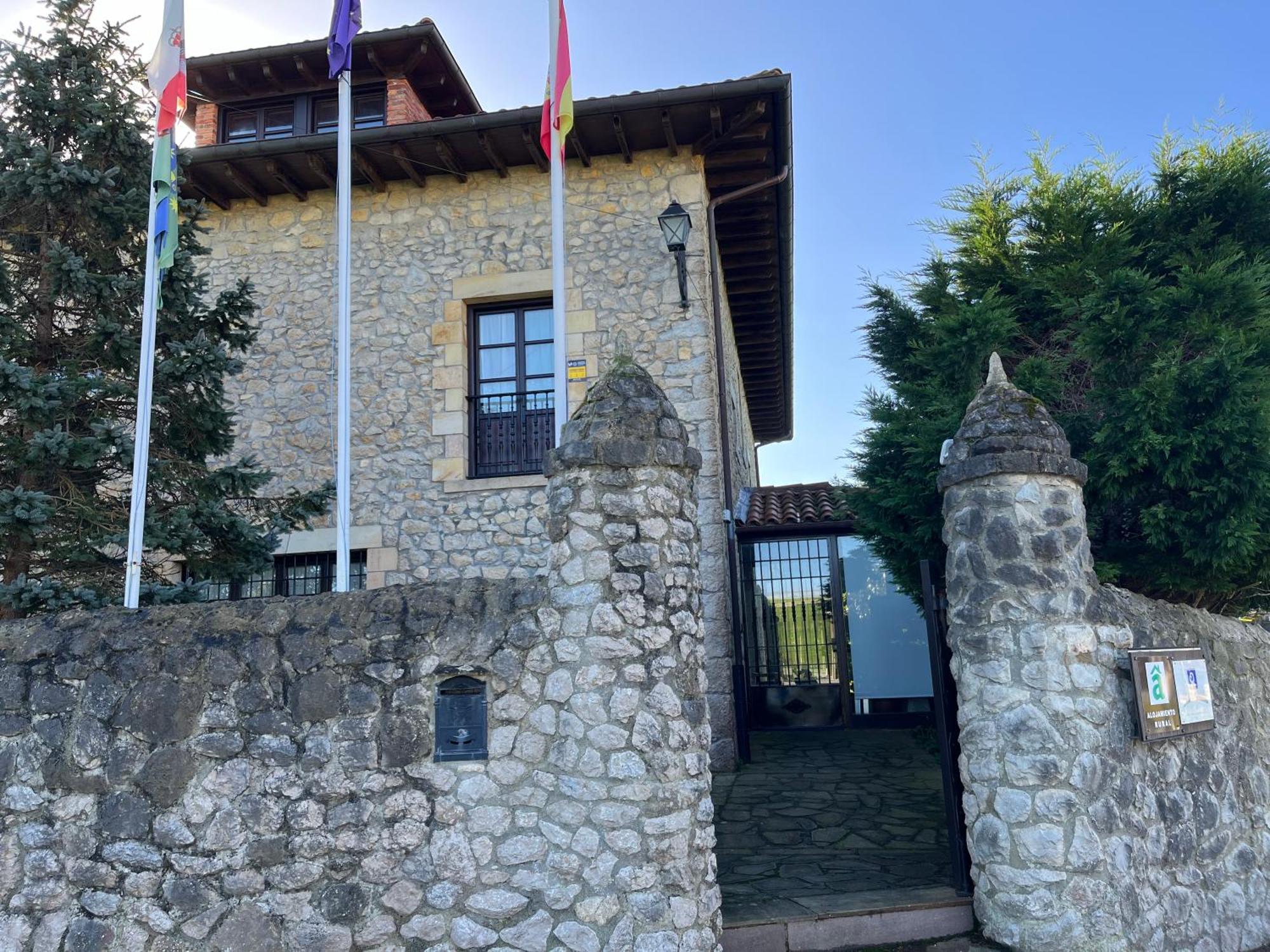 Posada San Tirso Toñanes エクステリア 写真