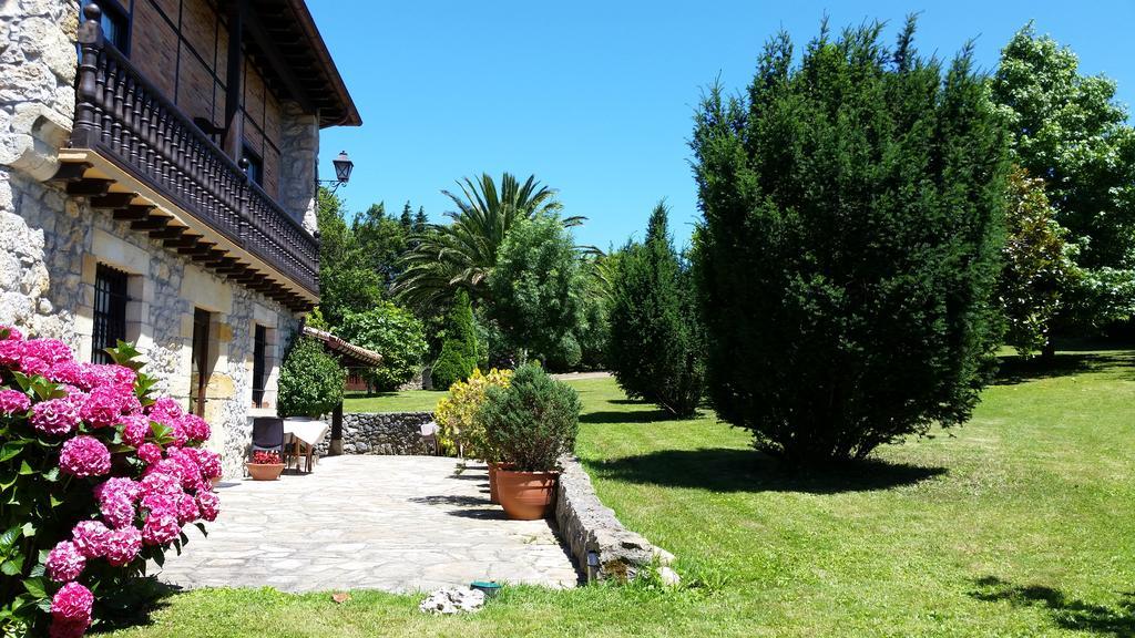 Posada San Tirso Toñanes エクステリア 写真